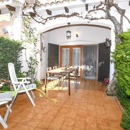 Enric Borras Ferienhaus Roda de Bará